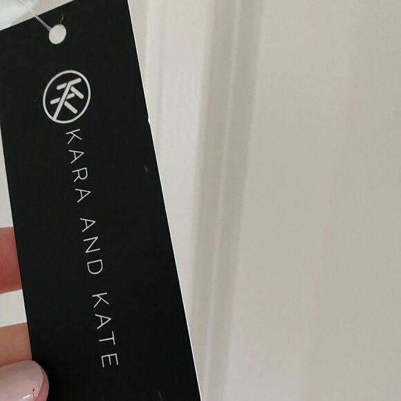 Lace Detail Floral Layering Camisole - Picture 8 of 9